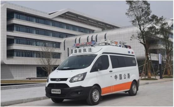與疫情賽跑！“六合造”救護車奔赴抗疫一線